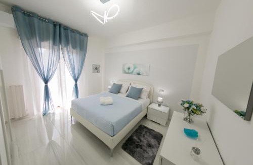 Crotone Apartment | Top-Rated Crotone 5 Stelle: Free Parking & Netflix Access