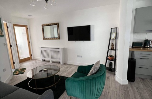 St. Blazey Apartment | Guest Rated: Crow Nest Apartment 2 - Pet & Child Friendly