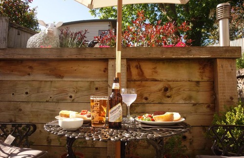Newland Near Ulverston House | Exceptional Crow's Nest: A 4-Star Family-Friendly Retreat