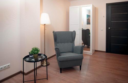 Ukmerge Apartment | Pet-Friendly Crown Apartment with 9.5/10 Guest Ratings