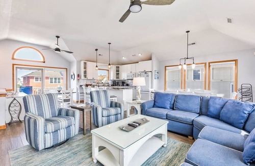Corolla House | Beachside Bliss at Crown Blessing: Pet-Friendly Retreat