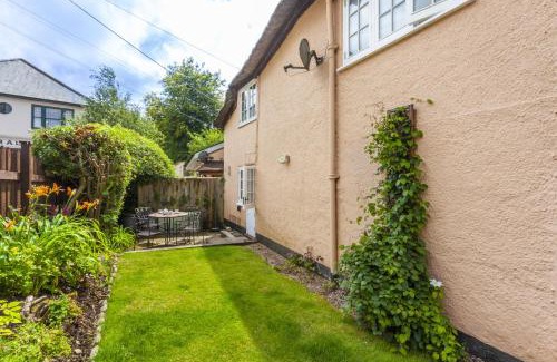 Exford House | Pet-Friendly Crown Cottage Exford: Rated 9.7/10 by Guests