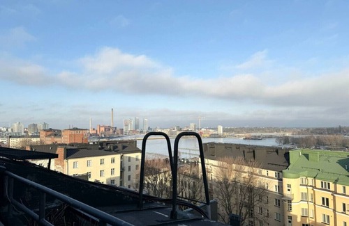 Kruununhaka Apartment | Crown of Kruununhaka: Scenic Views and Family-Friendly Amenities