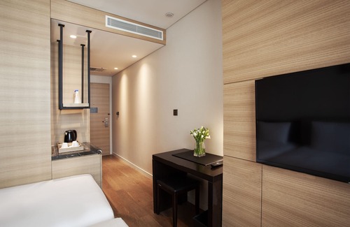 Sogong-dong Hotel | Escape to Crown Park Hotel: Highly Rated & Family-Friendly