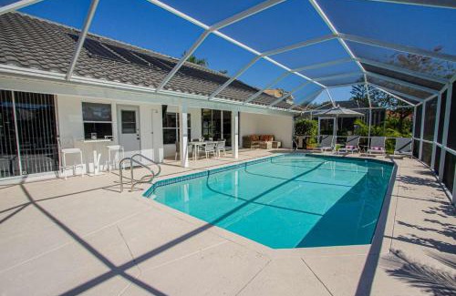 Crown Pointe House | Pet-Friendly Stay at Crown Pointe with Pool & Family Fun