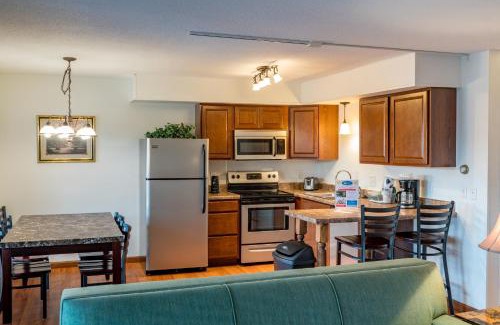 Treasure Lake Hotel | Relaxing Ocean View Retreat at Crown Resorts Silverwoods