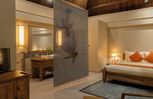 Phu Cat Hotel | Relaxing Crown Retreat Quy Nhon with Ocean Views & Spa