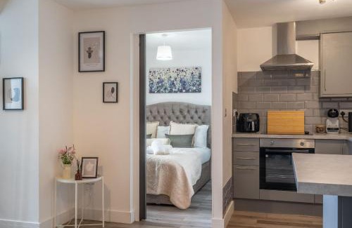 Wellington Apartment | Premier Town Centre Serviced Accommodation for Families & Pets