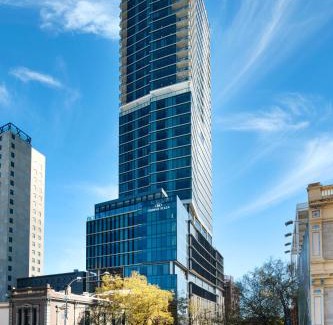 Adelaide Central Business District Hotel | Stay at Crowne Plaza Adelaide: Premier Oceanfront Retreat