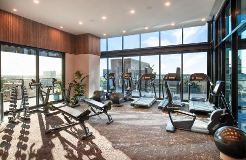Adelaide Central Business District Hotel | Stay at Crowne Plaza Adelaide: Premier Oceanfront Retreat