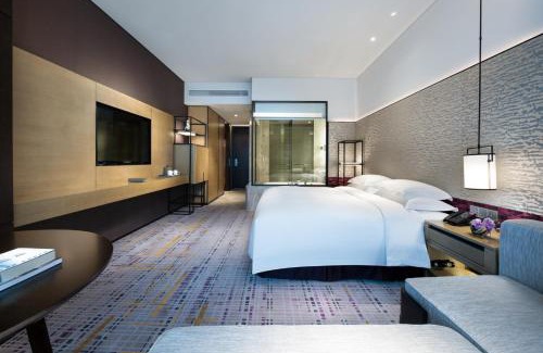Jintai District Hotel | Crowne Plaza Baoji City Center by IHG