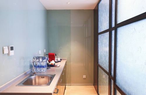 North Chaoyang Hotel | Explore Crowne Plaza Beijing Sun Palace: 4-Star Comfort Awaits