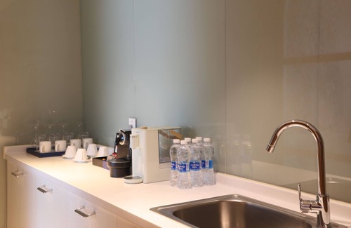 North Chaoyang Hotel | Explore Crowne Plaza Beijing Sun Palace: 4-Star Comfort Awaits