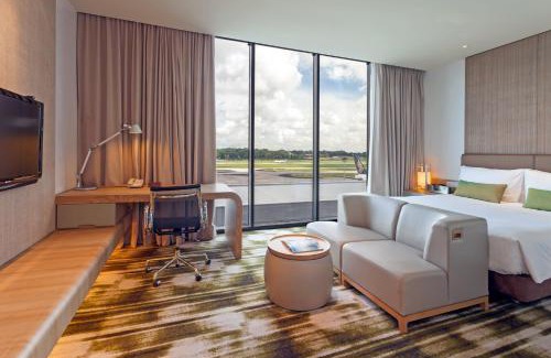 Changi Hotel | Relax at Crowne Plaza Changi Airport, IHG's 5-Star Retreat