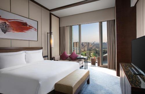 Chongqing Hotel | Indulge at Crowne Plaza Chongqing New North Zone, 5-Star Hotel