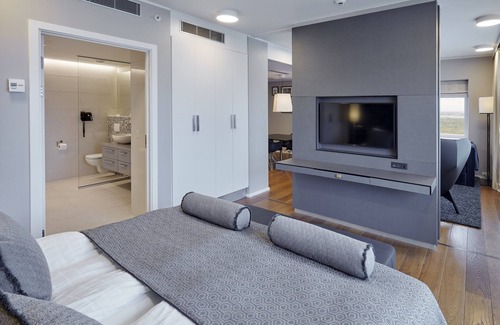 Orestad Hotel | Discover Crowne Plaza Copenhagen Towers, 4-Star Comfort