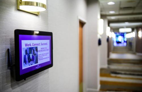 Herndon Hotel | Discover Comfort at Crowne Plaza Dulles Airport, IHG Hotel