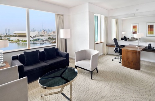 Dubai Festival City Hotel | Indulge at Crowne Plaza Festival City, an IHG Hotel
