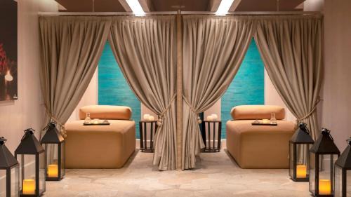 Bakırkoy Hotel | Discover Crowne Plaza Florya Istanbul: Five-Star Comfort