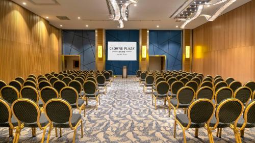 Bakırkoy Hotel | Discover Crowne Plaza Florya Istanbul: Five-Star Comfort