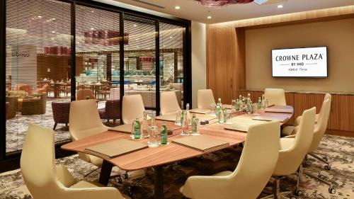 Bakırkoy Hotel | Discover Crowne Plaza Florya Istanbul: Five-Star Comfort