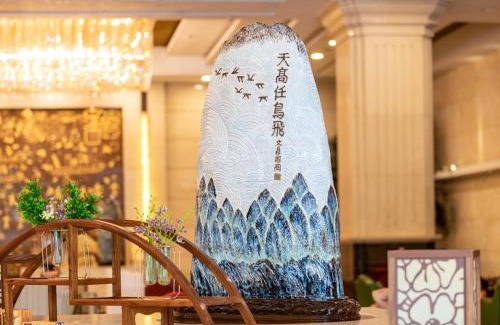 Foshan Hotel | Experience Crowne Plaza Foshan: Top-Rated Hotel with Spa