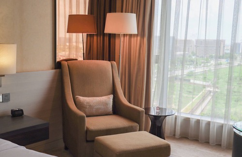 Huadu Hotel | Discover Crowne Plaza Guangzhou Huadu: 4-Star Comfort & More
