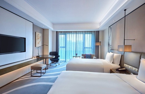 Jianggan Hotel | Experience Crowne Plaza Hangzhou Qiantang: Rated 9.8/10
