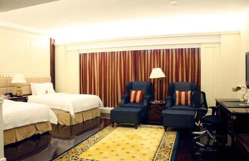 Luohu Hotel | Relax at Crowne Plaza Hotel & Suites Landmark Shenzhen
