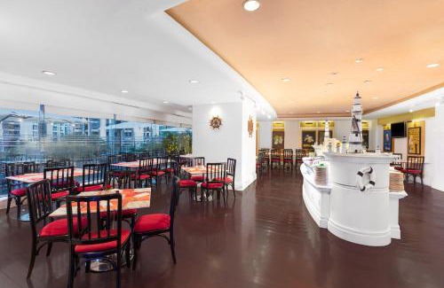 Luohu Hotel | Relax at Crowne Plaza Hotel & Suites Landmark Shenzhen