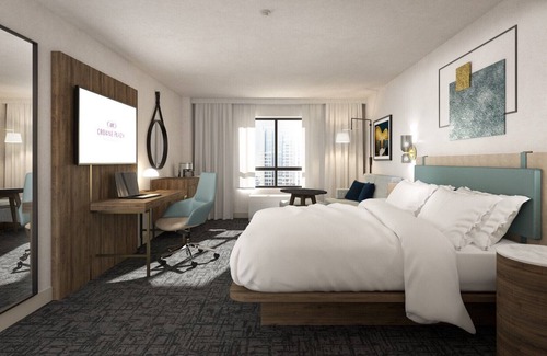 The Villages Hotel | Inviting Crowne Plaza Houston Galleria Area with Spa & Pool