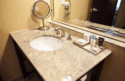 The Villages Hotel | Inviting Crowne Plaza Houston Galleria Area with Spa & Pool