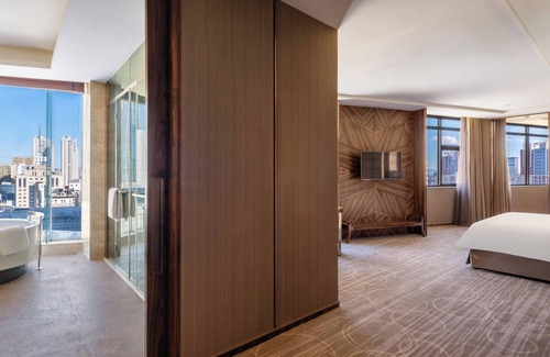 Kunming City Centre Hotel | Quality Stay at Crowne Plaza Kunming City Centre, 4-Star Hotel
