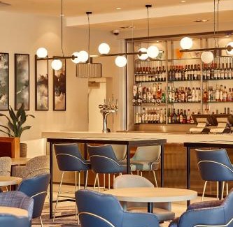 Winnersh Hotel | Inviting Crowne Plaza Reading East: Pool, Spa & Great Reviews