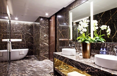 Jinshan Hotel | Eco-Friendly Retreat at Crowne Plaza Shanghai Jinshan