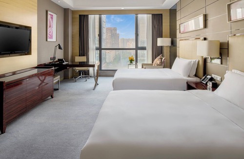Longgang Hotel | Discover Crowne Plaza Shenzhen Longgang City Centre – 4-Star Stay
