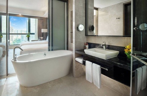 Longgang Hotel | Discover Crowne Plaza Shenzhen Longgang City Centre – 4-Star Stay