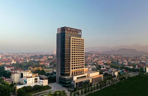 Vinh Yen Hotel | Elegant Crowne Plaza Vinh Yen City Centre: 5-Star Luxury Stay