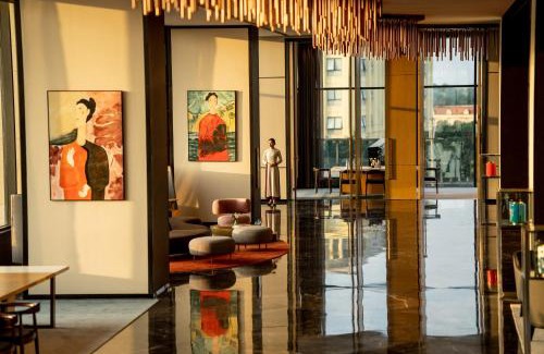 Vinh Yen Hotel | Elegant Crowne Plaza Vinh Yen City Centre: 5-Star Luxury Stay