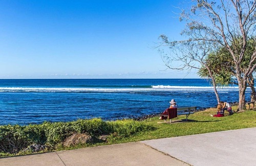 Lennox Head Apartment | Inviting Crows Nest: Experience a Wonderful Weekender