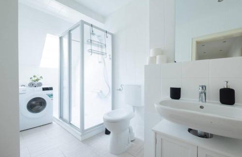 Holsterhausen Apartment | Convenient Apartments am Uniklinikum for Family Stays