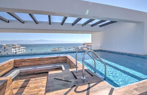 La Cruz de Huanacaxtle Apartment | Experience Cruz del Mar: Rooftop Pool & Marina Views