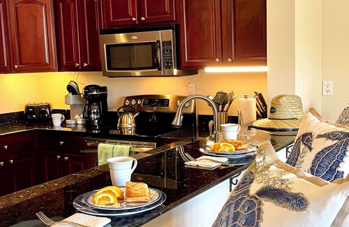 Great Cruz Bay Condo | Experience Cruz Harbor at Grand Bay: Top-Rated Condo Retreat