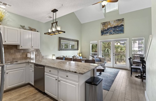 Crystal Beach Condo | Unforgettable Oceanfront Condo at Crystal Beach, Rated 10/10