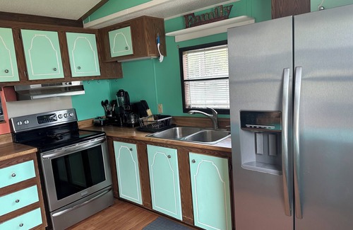 Cedar Point House | Idyllic Crystal Coast Tindominium - Sleeps 8, Family-Friendly