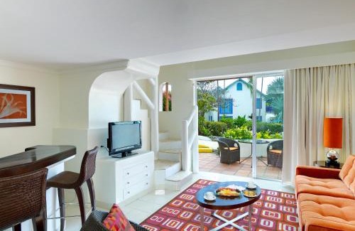 Derricks Hotel | Relax at Crystal Cove by Elegant Hotels - All-Inclusive Stay