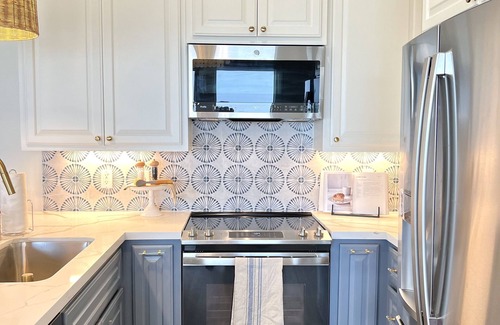Galveston House | Secluded Crystal Cove Cottage with Spectacular Ocean View