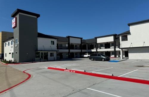 Barker Hotel | Top-Rated Crystal Inn Gessner - Family-Friendly Retreat