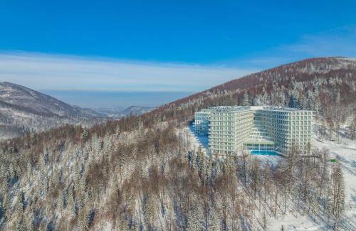Wisla Hotel | Experience Crystal Mountain Hotel Wisła: 5-Star Retreat Awaits