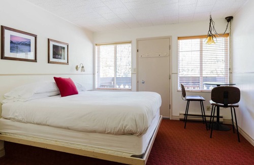 Enumclaw Hotel | Explore Crystal Mountain Hotels with Family-Friendly Amenities